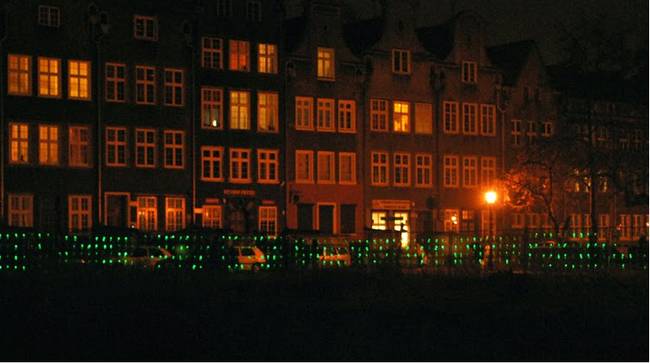 The Fireflies Fence Gdansk 02